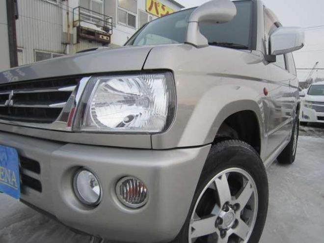 パジェロミニアクティブフィールド エディション 4WD　特別仕様車 純正アルミ フォグ メッキミラー ドアバイザー プライバシーガラス 背面ハードカバー  キーレス CD タイミングベルト交換済 スタッドレス+ホイールセット積込み 660