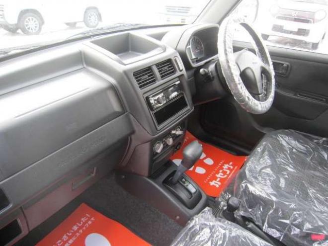 パジェロミニアクティブフィールド エディション 4WD　特別仕様車 純正アルミ フォグ メッキミラー ドアバイザー プライバシーガラス 背面ハードカバー  キーレス CD タイミングベルト交換済 スタッドレス+ホイールセット積込み 660