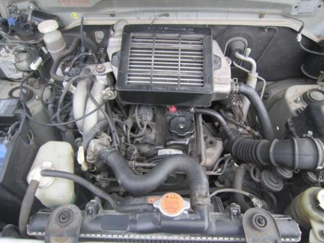 パジェロミニアクティブフィールド エディション 4WD　特別仕様車 純正アルミ フォグ メッキミラー ドアバイザー プライバシーガラス 背面ハードカバー  キーレス CD タイミングベルト交換済 スタッドレス+ホイールセット積込み 660