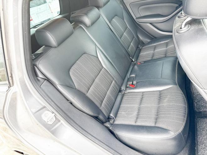 ベンツB180 ローンが不安な方＜優遇ローン＞ユーザー買取車　ターボ車　純正マルチナビ　フルセグTV　バックカメラ 1600 5Dr