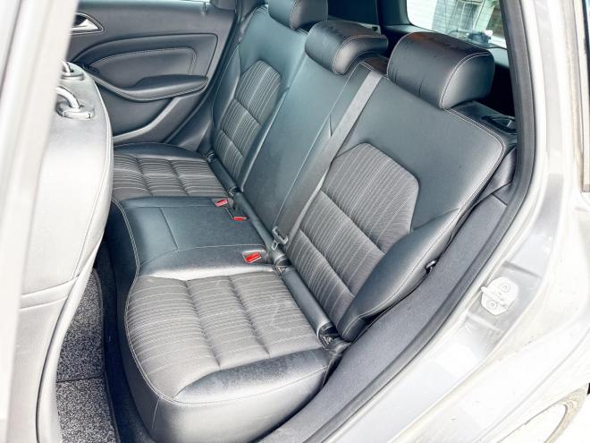 ベンツB180 ローンが不安な方＜優遇ローン＞ユーザー買取車　ターボ車　純正マルチナビ　フルセグTV　バックカメラ 1600 5Dr