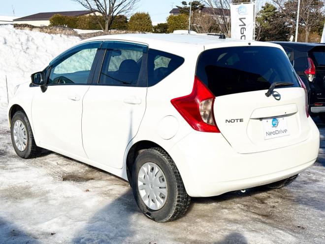 ノート1.2X FOUR 4WD ローンが不安な方＜優遇ローン＞本州仕入 寒冷地仕様 純正SDナビ　フルセグTV　衝突軽減ブレーキシステム スマートキー　バックカメラ 4WD 1200 5Dr