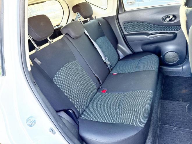 ノート1.2X FOUR 4WD ローンが不安な方＜優遇ローン＞本州仕入 寒冷地仕様 純正SDナビ　フルセグTV　衝突軽減ブレーキシステム スマートキー　バックカメラ 4WD 1200 5Dr