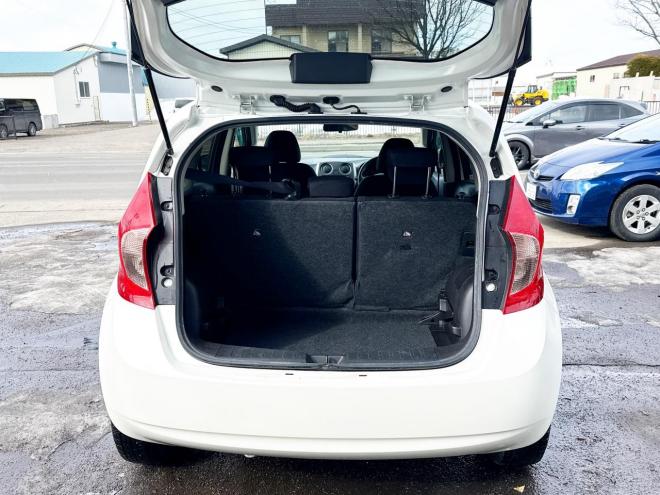 ノート1.2X FOUR 4WD ローンが不安な方＜優遇ローン＞本州仕入 寒冷地仕様 純正SDナビ　フルセグTV　衝突軽減ブレーキシステム スマートキー　バックカメラ 4WD 1200 5Dr