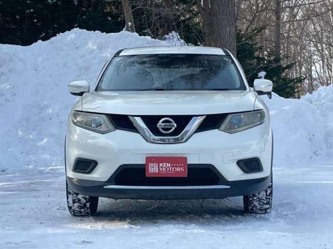 エクストレイル2.0 20S 2列車 4WD　ETC　パワステ　パワーウィンドウ　ABS　アイドリングストップ　エアコン　ナビ　キーレスエントリー　寒冷地仕様 2000