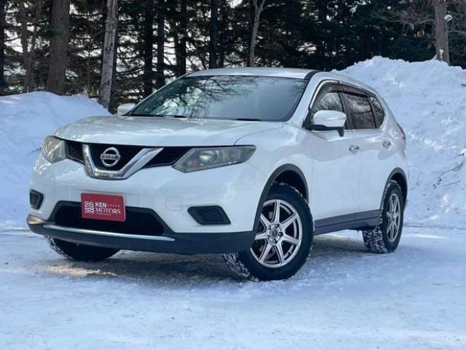 エクストレイル2.0 20S 2列車 4WD　ETC　パワステ　パワーウィンドウ　ABS　アイドリングストップ　エアコン　ナビ　キーレスエントリー　寒冷地仕様 2000