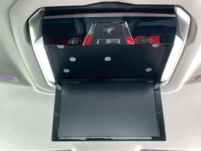 ヴェルファイア2.5 Z Gエディション 4WD　クルーズコントロール　アイドリングストップ　ABS　エアコン　パワステ　パワーウィンドウ　スマートキー　キーレス　オットマン　電動シート　3列シート　両側電動スライドドア　アルミホイール　MTモード 2500