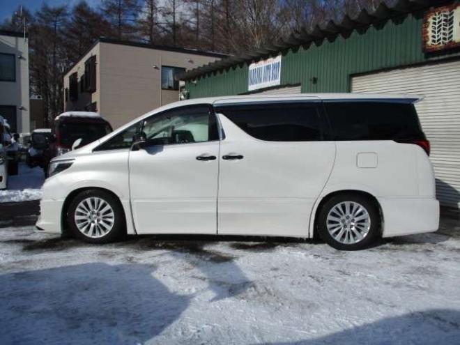 アルファード3.5 SA 4WD　TRDエアロ クリスタルアイLEDテール ダウンサス レザー調シートカバー アルパインナビ フリップダウン スピーカー  デジタルインナーミラー シュタイナー20インチ シーケンシャルウィンカー 3500