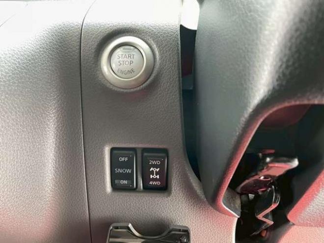 キャラバンNV350 2.5 プレミアムGX ロングボディ ディーゼルターボ 4WD　ETC　ベットキット　スマートキー　キーレス　パワーウィンドウ　ABS　エアコン　パワステ　盗難防止装置　両側スライドドア 2500