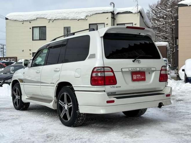 ランドクルーザー100 4.2 VXリミテッド Gセレクション ディーゼルターボ 4WD　ETC　パワステ　電動シート　クルーズコントロール　ABS　シートヒーター　パワーウィンドウ　キーレス　サンルーフ　アルミホイール 4200