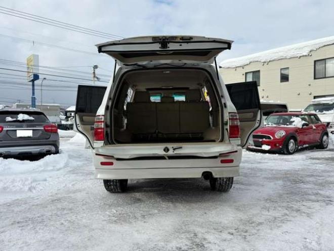 ランドクルーザー100 4.2 VXリミテッド Gセレクション ディーゼルターボ 4WD　ETC　パワステ　電動シート　クルーズコントロール　ABS　シートヒーター　パワーウィンドウ　キーレス　サンルーフ　アルミホイール 4200