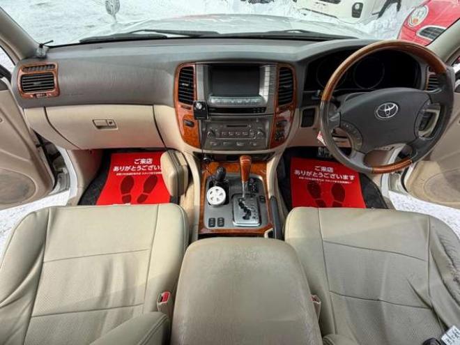 ランドクルーザー100 4.2 VXリミテッド Gセレクション ディーゼルターボ 4WD　ETC　パワステ　電動シート　クルーズコントロール　ABS　シートヒーター　パワーウィンドウ　キーレス　サンルーフ　アルミホイール 4200