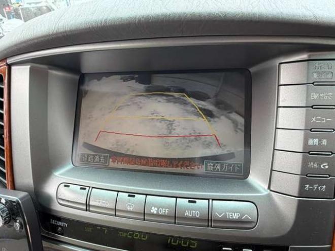 ランドクルーザー100 4.2 VXリミテッド Gセレクション ディーゼルターボ 4WD　ETC　パワステ　電動シート　クルーズコントロール　ABS　シートヒーター　パワーウィンドウ　キーレス　サンルーフ　アルミホイール 4200