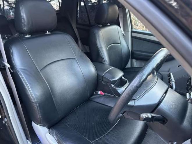 ハイラックスサーフ2.7 SSR-X 4WD　社外地デジナビ　バックカメラ　ウーハー　ドライブレコーダー　ルーフキャリア　ETC　オールテレーンタイヤ　リフトアップ　サンルーフ　社外アルミホイール　ABS　パワーウィンドウ　パワステ　社外グリル 2700