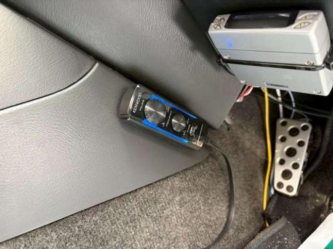 インプレッサSTI 2.0 WRX スペックC リミテッド 4WD　ETC パワーウィンドウ　社外ナビ　社外アルミホイール　ヴォルテックスアンダーカバー　GTウィング　社外フロントバンパー　ルーフエアインテーク 2000