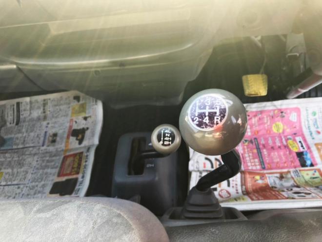 ボンゴトラック中古　ダンプ　4WD