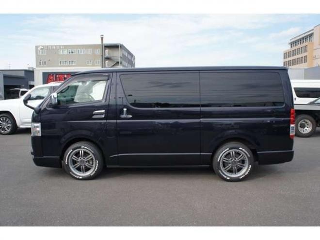 ハイエースバン2.8 スーパーGL ダークプライムII ロングボディ ディーゼルターボ 4WD　415COBRA　クリーンルック3Fスポ&BY2ボンネット&ステージ2ルーフスポ&バッドラッカーIII17インチAW&フラットベッドキット　ヨコハマPARADA17インチ　デジタルインナー　パノラマモニター　両側パワースライドドア 2800