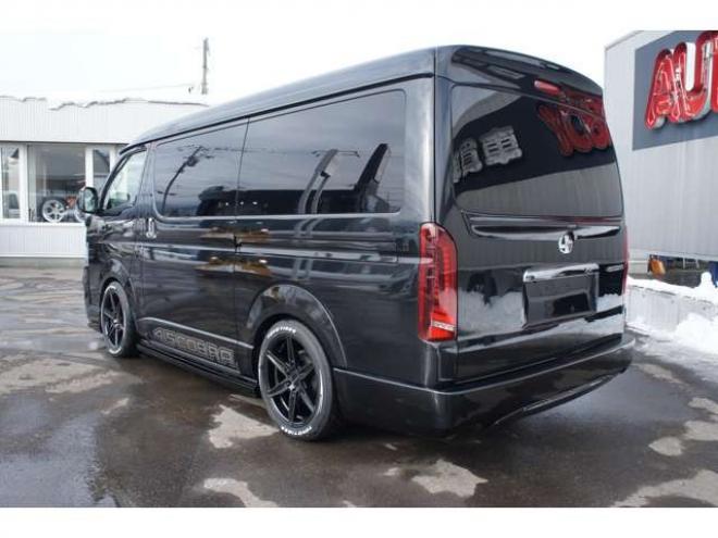 ハイエース2.7 GL ロング ファインテックツアラー 4WD　415COBRA　ファントムヘッドライトシステム&フェイスリフトキット&F/S/R/ルーフスポ/ボンネット/プレステージテールランプ&新作バッドラッカーHP-6　18インチAW　TOYO　H30　225/50R18 2700