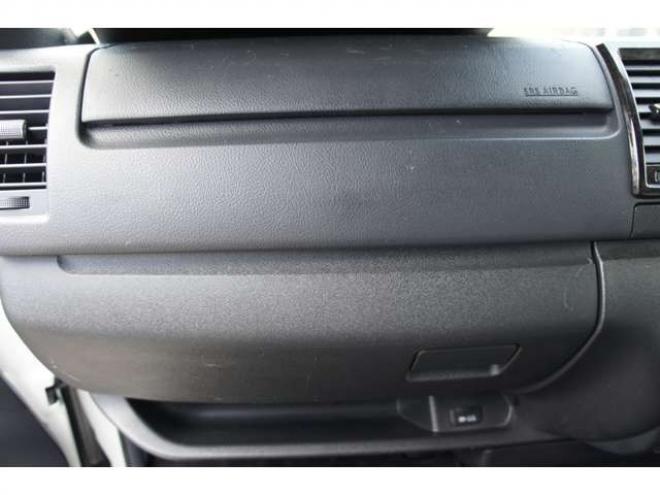 ハイエースバン2.8 スーパーGL ダークプライムII ロングボディ ディーゼルターボ 4WD　ESSEXカスタム　FリップスポイラーVer.4　サイドライナー　クワトロリアバンパー　プログレスIバッドパネル　17インチELホイール　ヨコハマPARADA　415COBRAフラットキット 2800