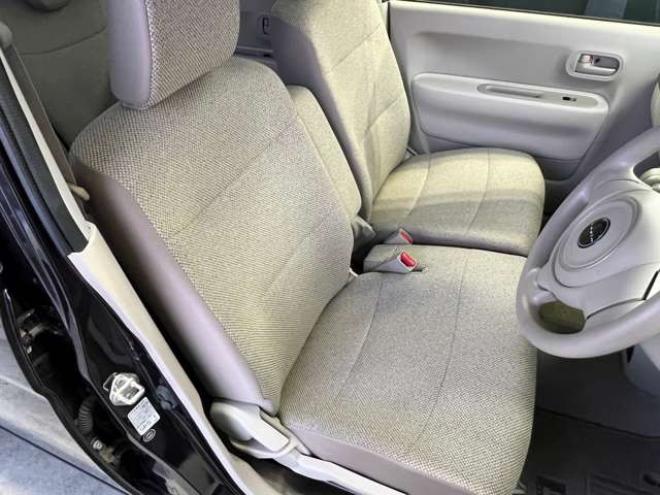 ラパンL 4WD　プッシュスタート　スマートキー　ナビ　バックカメラ　衝突軽減　横滑り防止　アイドリングストップ　前席シートヒーター　ETC 660