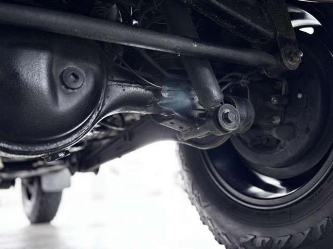 ジムニーXC 4WD　スマートキー・スズキセーフティ・シートヒーター・Pioneer7インチフルセグナビ・carrozzeriaサブウーハー・スズキ純正アルミホイール・TOYOオープンカントリーR/T-185/85R16 660