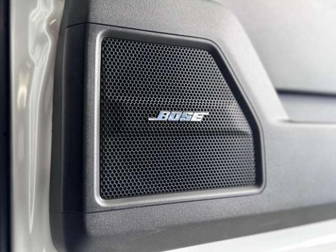 ジムニーXC 4WD　スマートキー・スズキセーフティ・シートヒーター・Pioneer7インチフルセグナビ・carrozzeriaサブウーハー・スズキ純正アルミホイール・TOYOオープンカントリーR/T-185/85R16 660