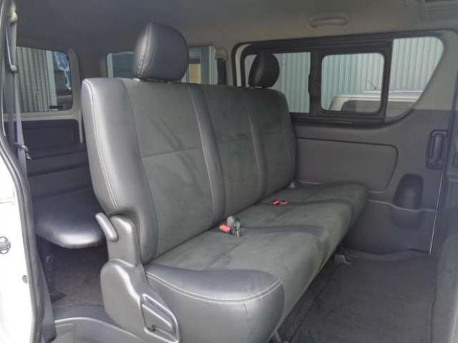 ハイエースバン3.0 スーパーGL ダークプライム ロングボディ ディーゼルターボ 4WD　令和6年タイミングベルト交換済　ワンオーナー　社外ナビ　スマートキー　バックカメラ　フロント・サイドカメラ　バッドラッカー17インチアルミホイール　バッドフェイスボンネット 3000