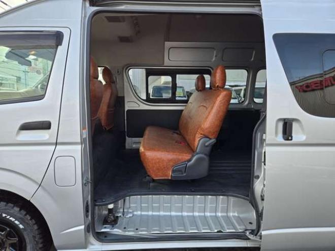 ハイエースバン2.8 DX ワイド スーパーロング ハイルーフ GLパッケージ ディーゼルターボ 4WD　COBRA丸目ヘッドライトKIT　SAFARIフロントスポイラー　リアヒーター&クーラー　キーレス　純正ナビ　ワンセグTV　Bカメラ　オートマチックハイビーム　横滑り防止　車線逸脱　衝突被害軽減　ETC　電動格納ミラー 2800