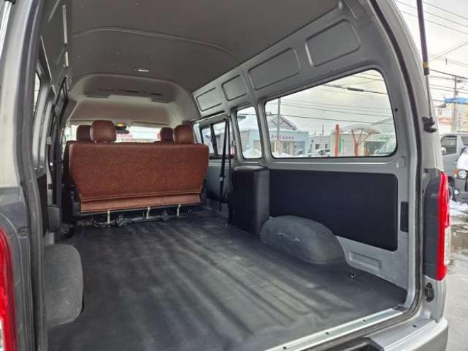 ハイエースバン2.8 DX ワイド スーパーロング ハイルーフ GLパッケージ ディーゼルターボ 4WD　COBRA丸目ヘッドライトKIT　SAFARIフロントスポイラー　リアヒーター&クーラー　キーレス　純正ナビ　ワンセグTV　Bカメラ　オートマチックハイビーム　横滑り防止　車線逸脱　衝突被害軽減　ETC　電動格納ミラー 2800