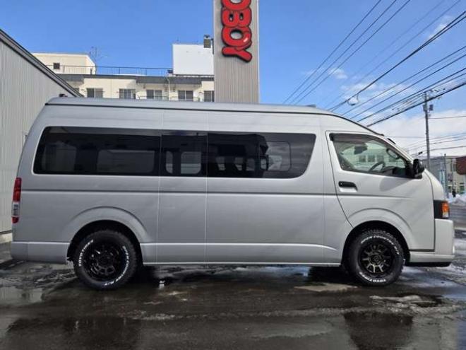 ハイエースバン2.8 DX ワイド スーパーロング ハイルーフ GLパッケージ ディーゼルターボ 4WD　COBRA丸目ヘッドライトKIT　SAFARIフロントスポイラー　リアヒーター&クーラー　キーレス　純正ナビ　ワンセグTV　Bカメラ　オートマチックハイビーム　横滑り防止　車線逸脱　衝突被害軽減　ETC　電動格納ミラー 2800