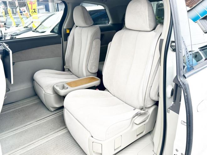 エスティマ2.4アエラスGエディション 4WD　ローンが不安な方＜優遇ローン＞寒冷地仕様　両側パワースライドドア　後席モニター　純正ナビ 4WD