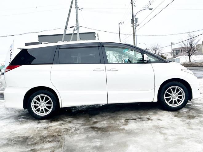 エスティマ2.4アエラスGエディション 4WD　ローンが不安な方＜優遇ローン＞寒冷地仕様　両側パワースライドドア　後席モニター　純正ナビ 4WD