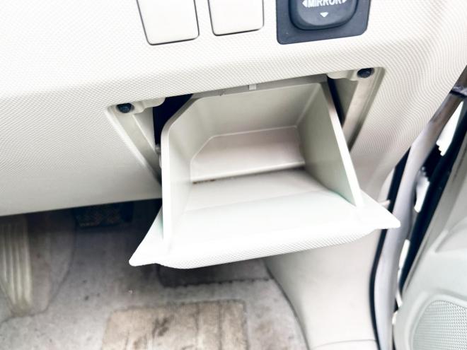 エスティマ2.4アエラスGエディション 4WD　ローンが不安な方＜優遇ローン＞寒冷地仕様　両側パワースライドドア　後席モニター　純正ナビ 4WD