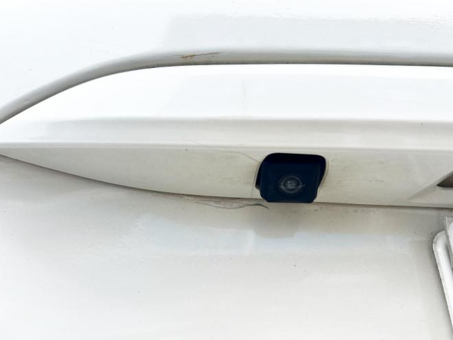 エスティマ2.4アエラスGエディション 4WD　ローンが不安な方＜優遇ローン＞寒冷地仕様　両側パワースライドドア　後席モニター　純正ナビ 4WD