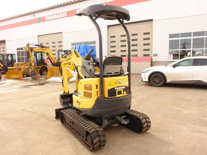 バックホーヤンマー　VIO17　バケット容量0.06m3