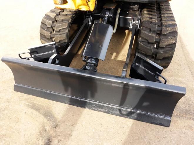 バックホーヤンマー　VIO17　バケット容量0.06m3