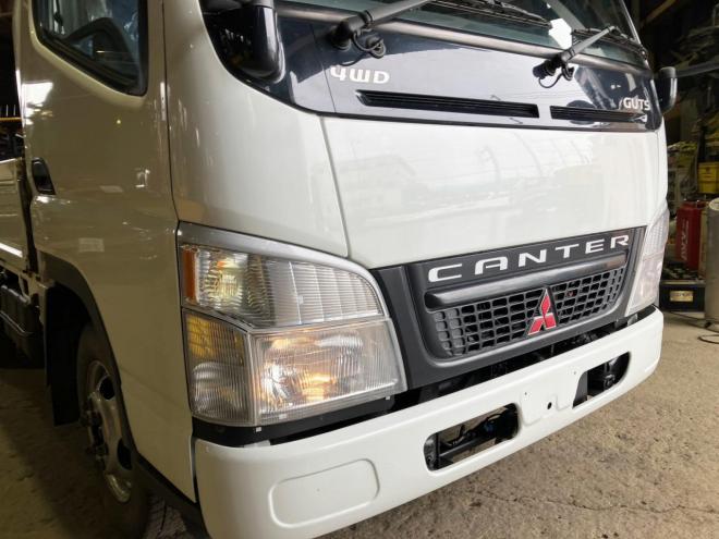 キャンター中古　4WD