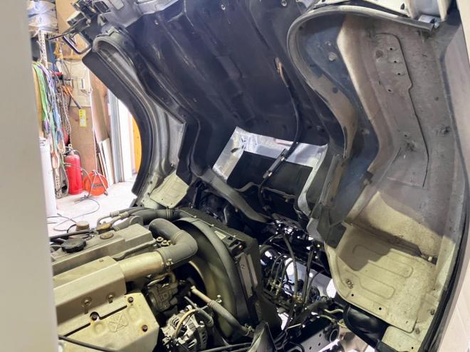 キャンター中古　4WD