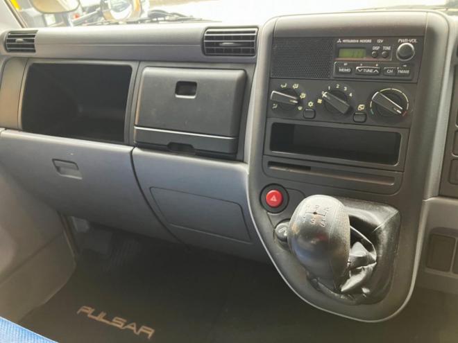 キャンター中古　4WD