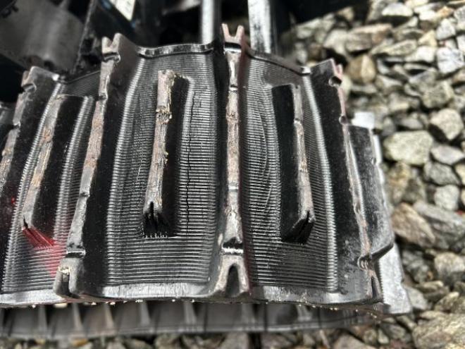 除雪機ホンダHS1170  ハイパワー11馬力　電動シューター　HST(無断変速)                         
点検整備塗装済み

江別市隣接市町村は配送無料