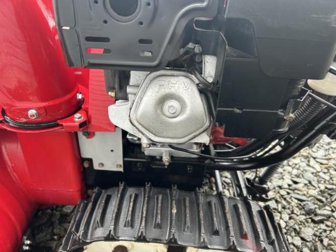 除雪機ホンダHS1170  ハイパワー11馬力　電動シューター　HST(無断変速)                         
点検整備塗装済み

江別市隣接市町村は配送無料