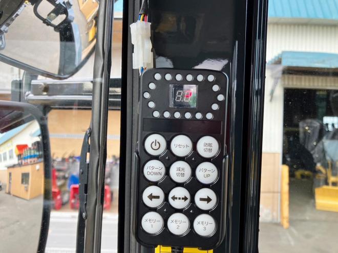 ホイールローダコマツ　WA150-8　マルチプラウ仕様　建機