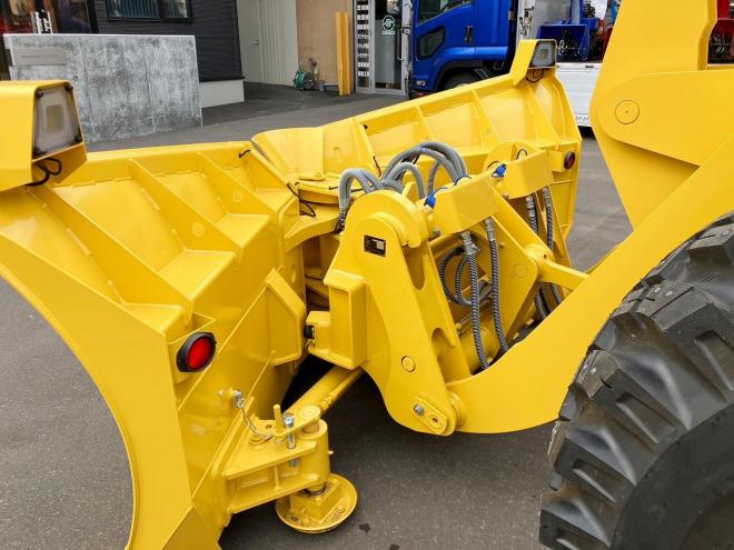 ホイールローダコマツ　WA150-8　マルチプラウ仕様　建機