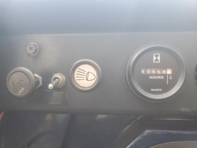 スキッドステアローダジョブサン  4WD