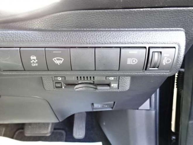 カローラツーリング　1.8 ハイブリッド G-X プラス E-Four 4WD　本州車 ハイブリットシステム2年保証/走行距離無制限　 4WD トヨタセーフティセンス　純正7インチディスプレイオーディオ　Bluetooth接続　バックカメラ　ブラインドスポットモニター　ブレーキホールド　LEDライト 1800