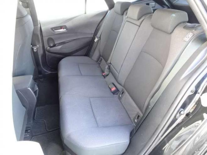 カローラツーリング　1.8 ハイブリッド G-X プラス E-Four 4WD　本州車 ハイブリットシステム2年保証/走行距離無制限　 4WD トヨタセーフティセンス　純正7インチディスプレイオーディオ　Bluetooth接続　バックカメラ　ブラインドスポットモニター　ブレーキホールド　LEDライト 1800