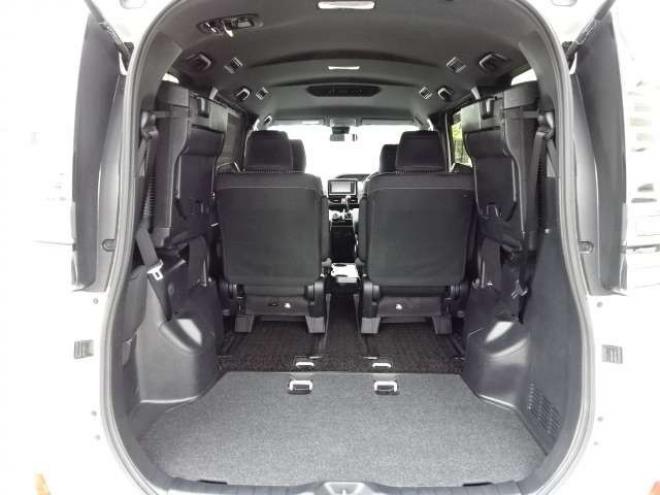 ヴォクシー2.0 ZS 煌II 4WD　本州車　保証1年/走行距離無制限　4WD　後期型　トヨタセーフティセンス　両側パワースライドドア　純正ナビ　地デジ　バックカメラ　LEDヘッドライト　ビルトインETC　クルーズコントロール 2000