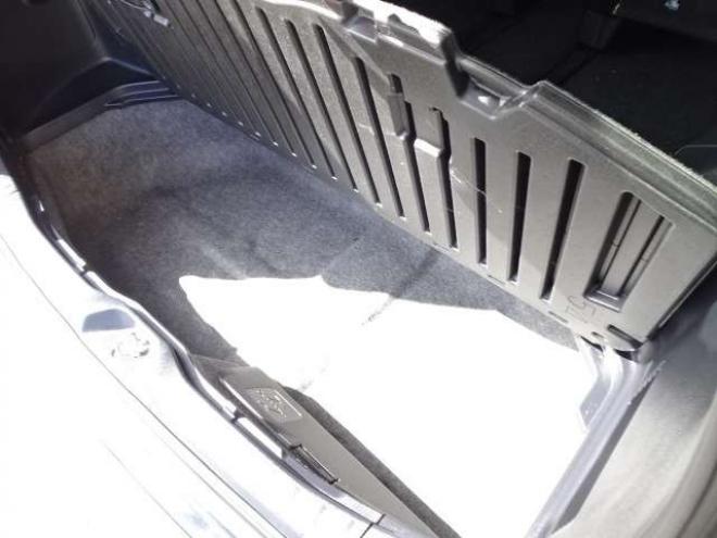 ヴォクシー2.0 ZS 煌II 4WD　本州車　保証1年/走行距離無制限　4WD　トヨタセーフティセンス　両側パワースライドドア　純正ナビ　ビルトインETC　LEDヘッドライト　純正16インチアルミホイール　アイドリングストップ　スマートキー 2000