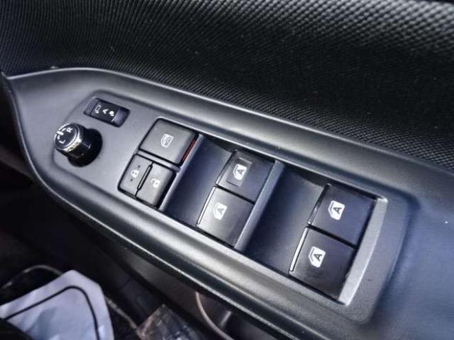 ヴォクシー2.0 ZS 煌II 4WD　本州車　保証1年/走行距離無制限　4WD　ローダウン　両側パワースライドドア　純正9インチナビ　バックカメラ　ビルトインETC　社外18インチアルミホイール　アイドリングストップ　スマートキー　LEDヘッドライト 2000