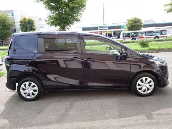 シエンタ1.5 G クエロ 4WD　本州車　保証1年/走行距離無制限　4WD　両側パワースライドドア　衝突軽減システム　オートマチックハイビーム　LDA　　前席シートヒーター　ドライブレコーダー　ETC　プッシュスタート　スマートキー 1500